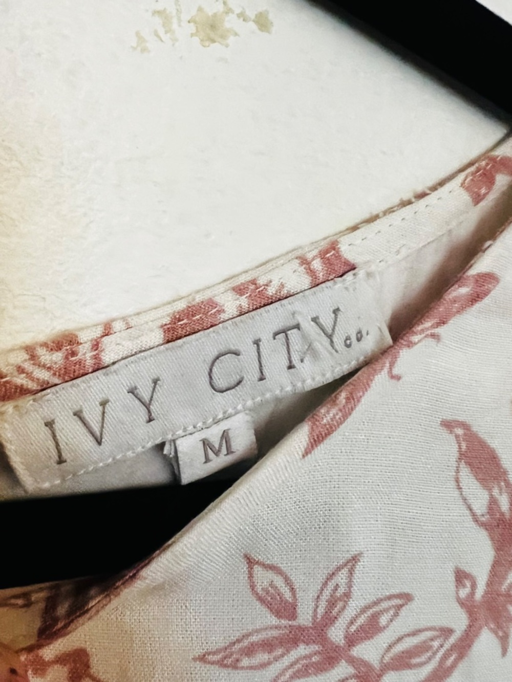 Ivy City Co. Odette Pink and cream midi/maxi dress; medium. - Picture 6 of 7